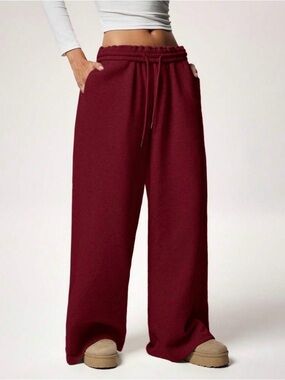 Women's Wide-Leg Drawstring Pants - Burgundy